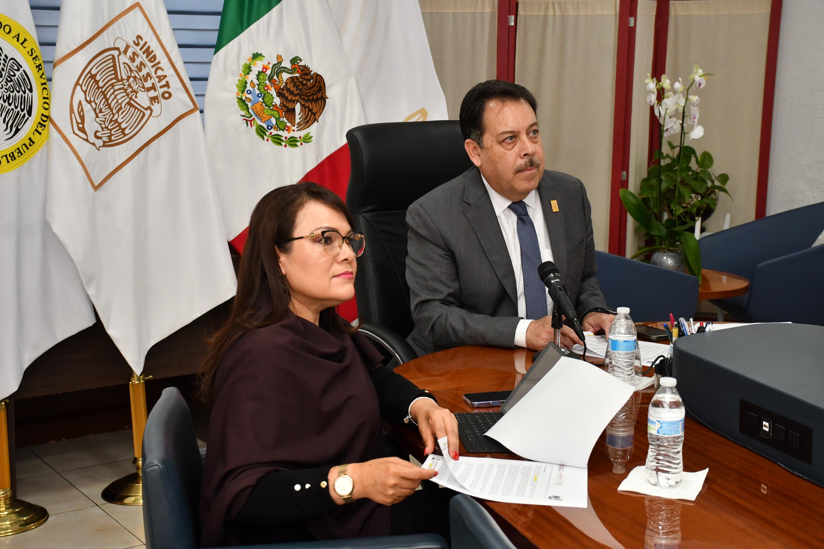  Reunión de trabajo a distancia con la licenciada Marisol Plascencia Reyes, Subdirectora de Personal del ISSSTE